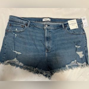 Abercrombie & Fitch - The Mom Short High Rise Distressed Denim Shorts size 36
